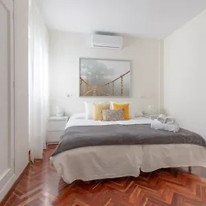 https://fantastic-duplex-in-old-town-with-private-terrace.1costadelsol.com